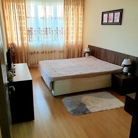 Sunny House Family Апартаменты *